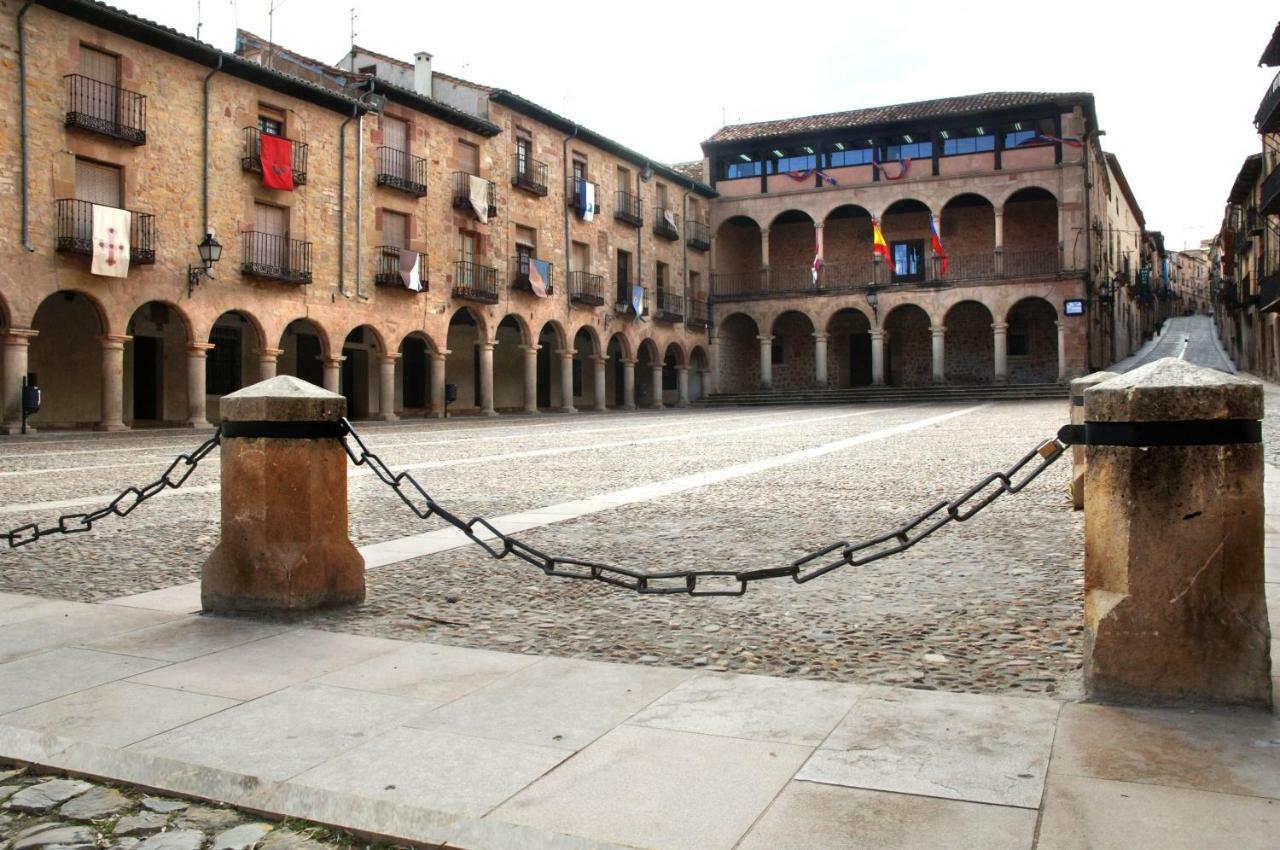 Los Balcones - Alojamiento Rural En Sigueenza ภายนอก รูปภาพ